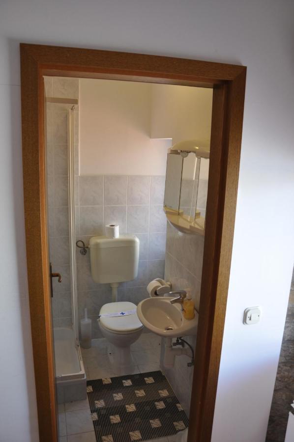 Rooms Svalina (Adults Only) Grožnjan Екстериор снимка
