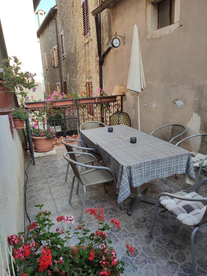 Rooms Svalina (Adults Only) Grožnjan Екстериор снимка
