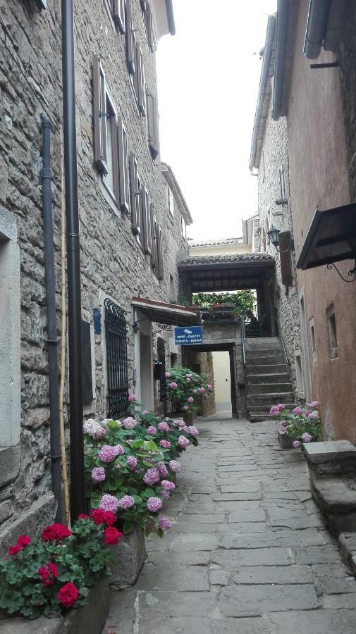 Rooms Svalina (Adults Only) Grožnjan Екстериор снимка